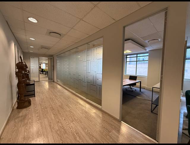 551M² OFFICE TO LET IN ROSEBANK